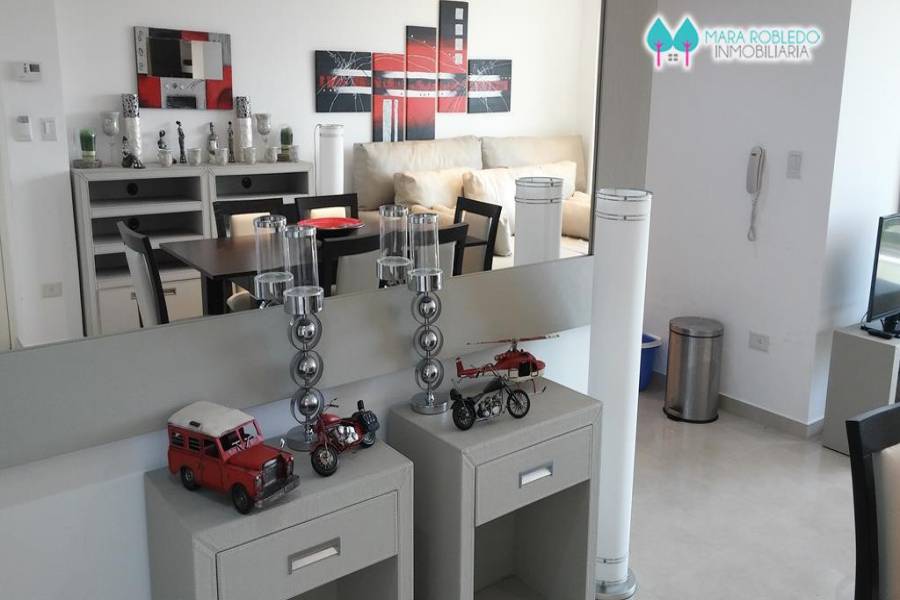 Pinamar,Buenos Aires,Argentina,2 Bedrooms Bedrooms,2 BathroomsBathrooms,Apartamentos,AV. BUNGE,5747