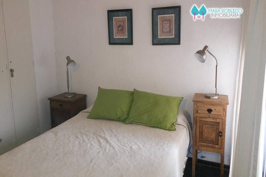 Pinamar,Buenos Aires,Argentina,2 Bedrooms Bedrooms,Apartamentos,BURRIQUETAS,1,5786