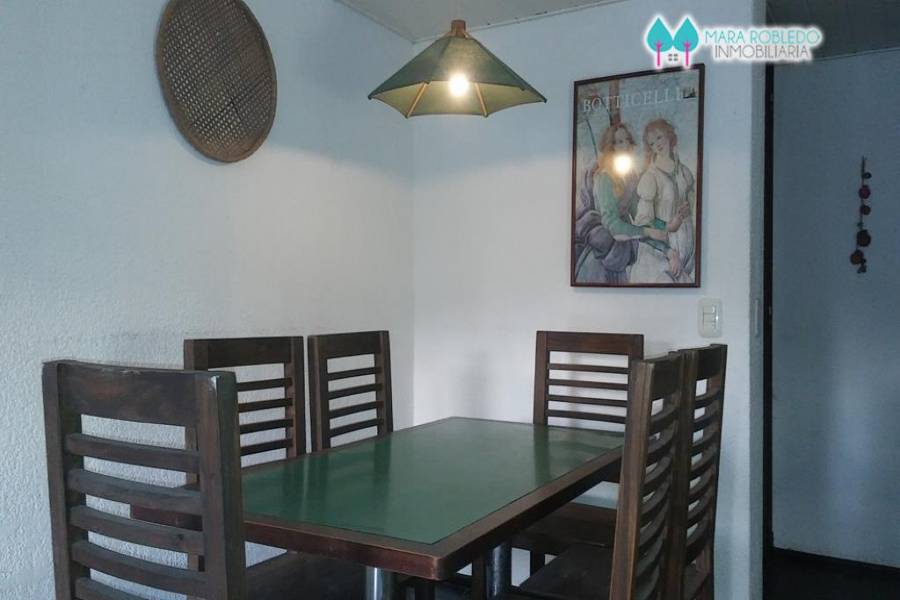 Pinamar,Buenos Aires,Argentina,2 Bedrooms Bedrooms,Apartamentos,BURRIQUETAS,1,5786