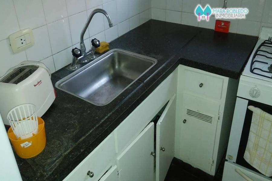 Pinamar,Buenos Aires,Argentina,2 Bedrooms Bedrooms,Apartamentos,BURRIQUETAS,1,5786