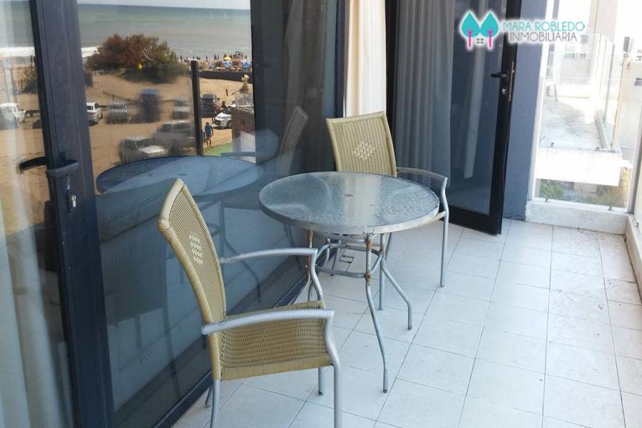 Pinamar,Buenos Aires,Argentina,3 Bedrooms Bedrooms,2 BathroomsBathrooms,Apartamentos,DEL CARACOL,2,5788