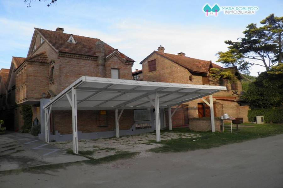 Pinamar,Buenos Aires,Argentina,3 Bedrooms Bedrooms,2 BathroomsBathrooms,Duplex-Triplex,DEL CARACOL ,5798