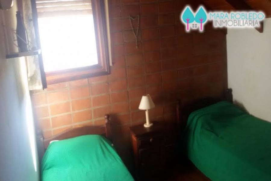 Pinamar,Buenos Aires,Argentina,3 Bedrooms Bedrooms,2 BathroomsBathrooms,Duplex-Triplex,DEL CARACOL ,5798