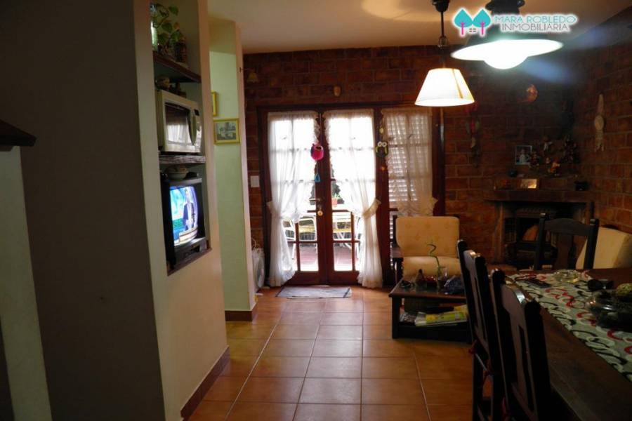 Pinamar,Buenos Aires,Argentina,3 Bedrooms Bedrooms,2 BathroomsBathrooms,Duplex-Triplex,DEL CARACOL ,5798
