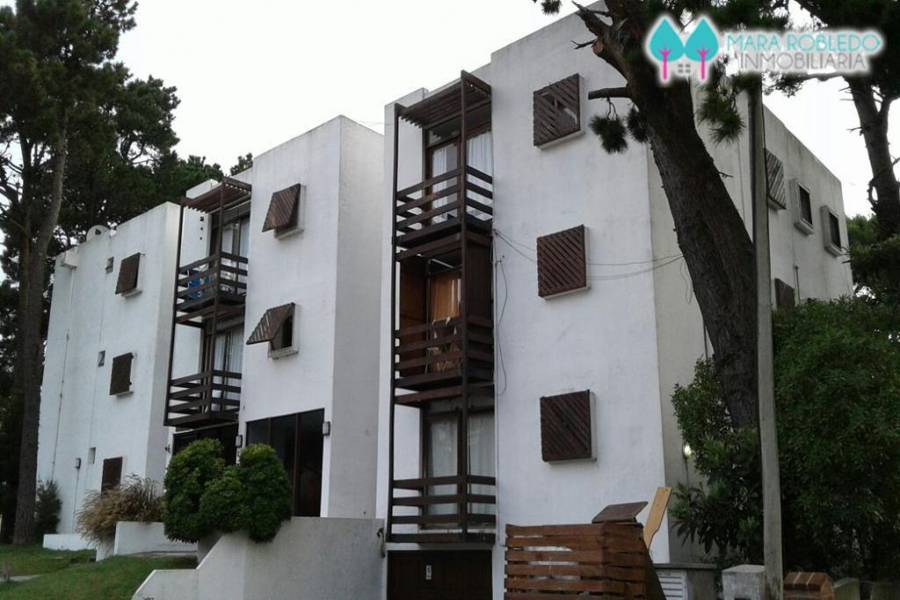 Pinamar,Buenos Aires,Argentina,2 Bedrooms Bedrooms,1 BañoBathrooms,Apartamentos,DEL MELGACHO,5802