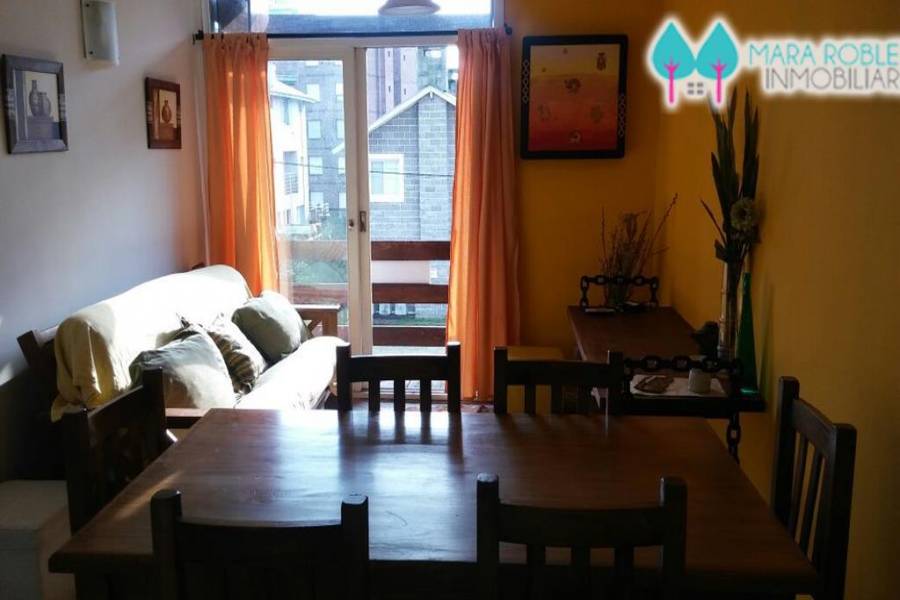 Pinamar,Buenos Aires,Argentina,2 Bedrooms Bedrooms,1 BañoBathrooms,Apartamentos,DEL MELGACHO,5802