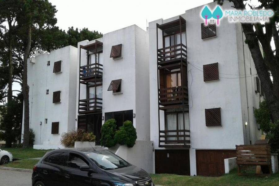 Pinamar,Buenos Aires,Argentina,2 Bedrooms Bedrooms,1 BañoBathrooms,Apartamentos,DEL MELGACHO,5802