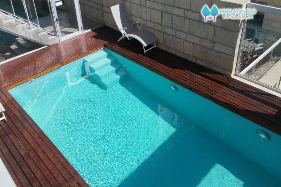 Pinamar,Buenos Aires,Argentina,3 Bedrooms Bedrooms,3 BathroomsBathrooms,Duplex-Triplex,EOLO,2,5810