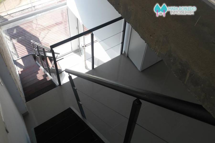 Pinamar,Buenos Aires,Argentina,3 Bedrooms Bedrooms,3 BathroomsBathrooms,Duplex-Triplex,EOLO,2,5810