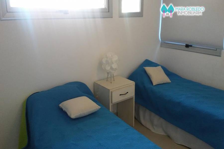 Pinamar,Buenos Aires,Argentina,2 Bedrooms Bedrooms,2 BathroomsBathrooms,Apartamentos,EOLO,5812