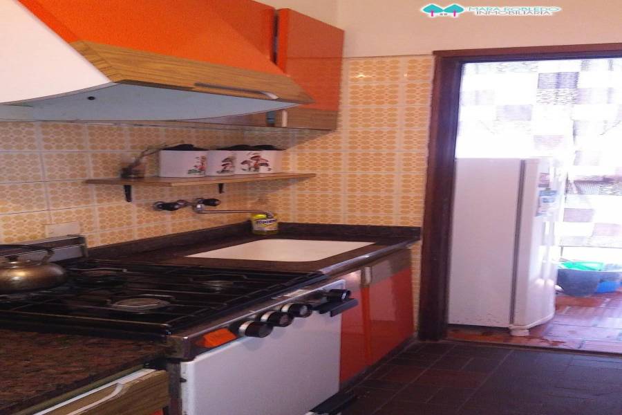 Pinamar,Buenos Aires,Argentina,2 Bedrooms Bedrooms,1 BañoBathrooms,Apartamentos,EOLO,2,5813