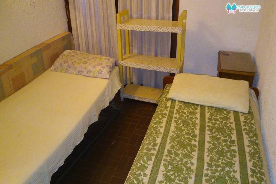 Pinamar,Buenos Aires,Argentina,2 Bedrooms Bedrooms,1 BañoBathrooms,Apartamentos,EOLO,2,5813