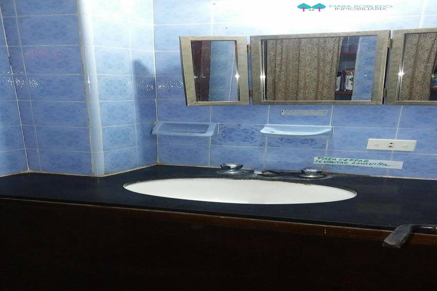 Pinamar,Buenos Aires,Argentina,2 Bedrooms Bedrooms,1 BañoBathrooms,Apartamentos,EOLO,2,5813