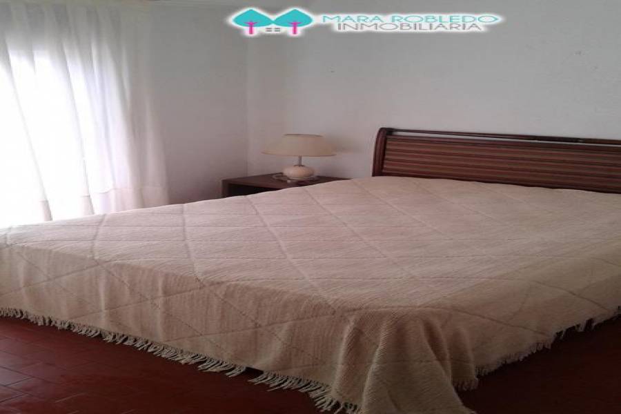 Pinamar,Buenos Aires,Argentina,2 Bedrooms Bedrooms,1 BañoBathrooms,Apartamentos,JASON,1,5815