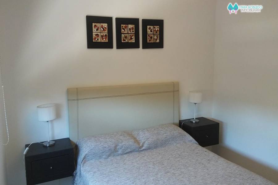 Pinamar,Buenos Aires,Argentina,2 Bedrooms Bedrooms,2 BathroomsBathrooms,Duplex-Triplex,DEL CAZON ,5885