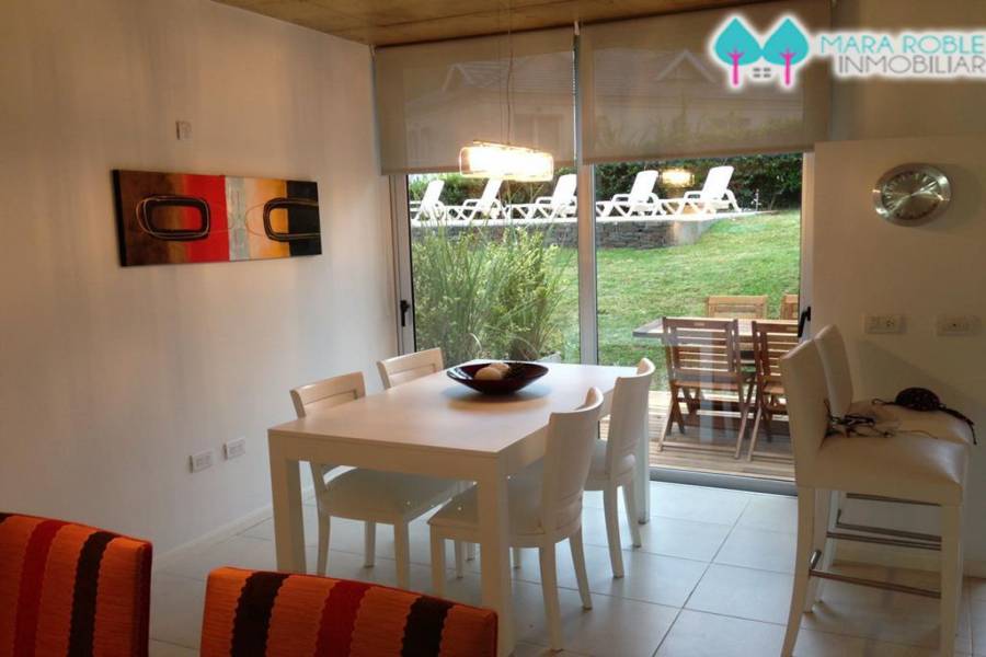 Carilo,Buenos Aires,Argentina,2 Bedrooms Bedrooms,1 BañoBathrooms,Apartamentos,BANDURRIA ,5891