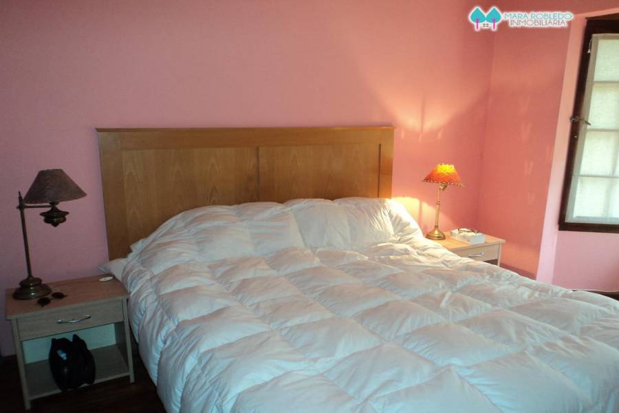 Carilo,Buenos Aires,Argentina,4 Bedrooms Bedrooms,3 BathroomsBathrooms,Casas,PALMERA ,5895