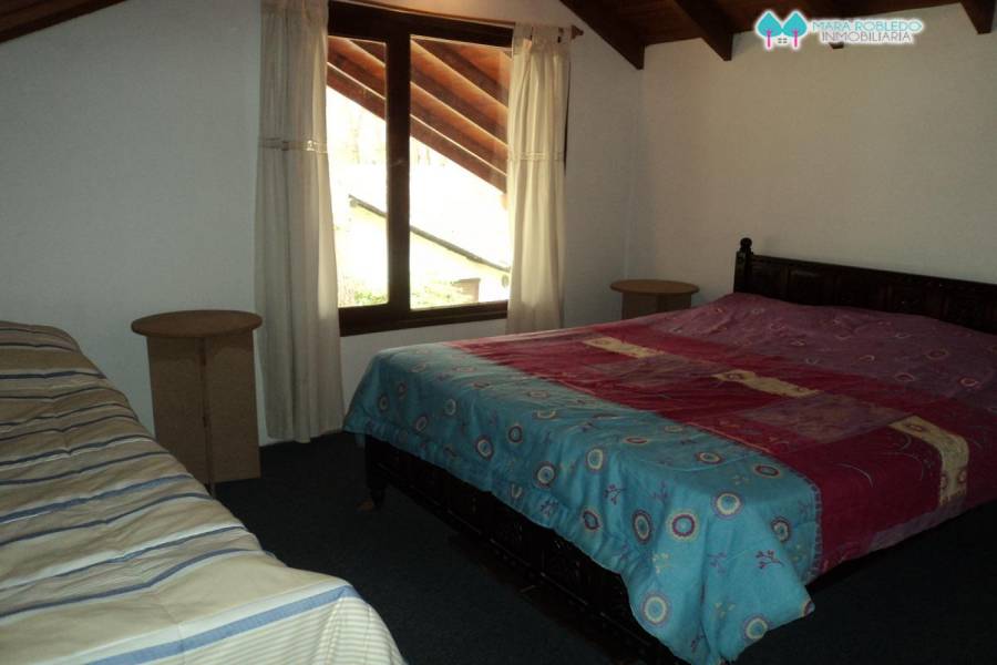 Carilo,Buenos Aires,Argentina,4 Bedrooms Bedrooms,3 BathroomsBathrooms,Casas,PALMERA ,5895