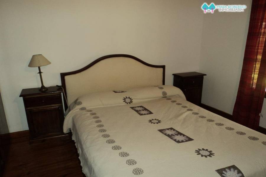 Carilo,Buenos Aires,Argentina,4 Bedrooms Bedrooms,3 BathroomsBathrooms,Casas,PALMERA ,5895