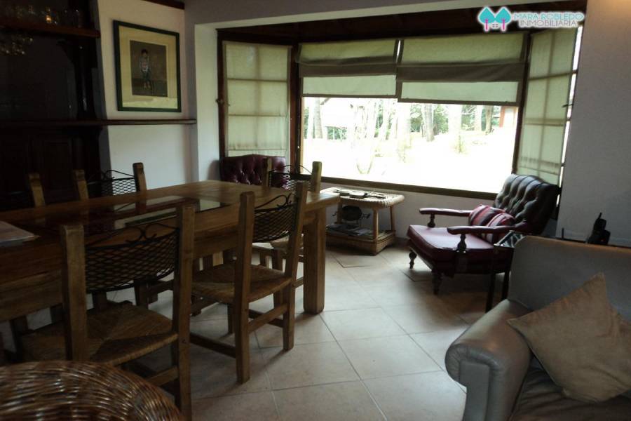 Carilo,Buenos Aires,Argentina,4 Bedrooms Bedrooms,3 BathroomsBathrooms,Casas,PALMERA ,5895