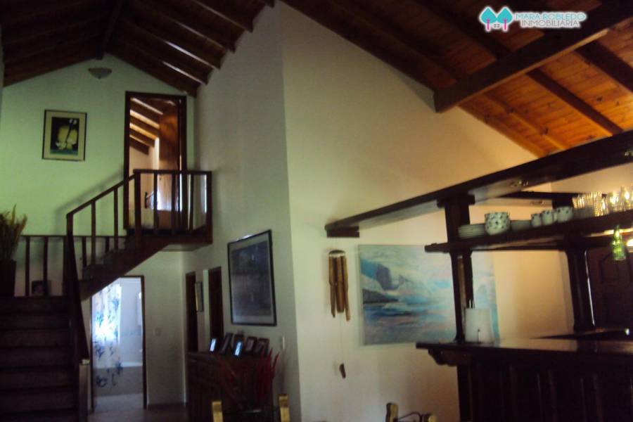 Carilo,Buenos Aires,Argentina,4 Bedrooms Bedrooms,3 BathroomsBathrooms,Casas,PALMERA ,5895