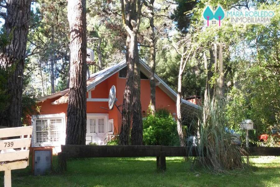 Carilo,Buenos Aires,Argentina,4 Bedrooms Bedrooms,3 BathroomsBathrooms,Casas,PALMERA Y CHORLO,5898