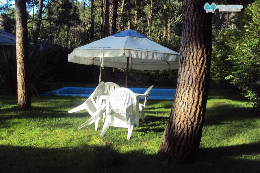 Carilo,Buenos Aires,Argentina,4 Bedrooms Bedrooms,3 BathroomsBathrooms,Casas,PALMERA Y CHORLO,5898