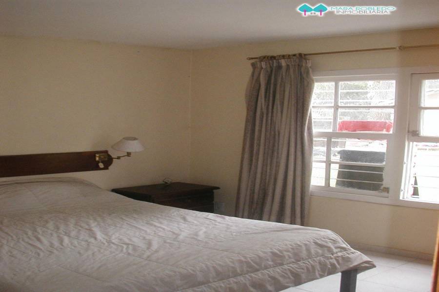 Carilo,Buenos Aires,Argentina,4 Bedrooms Bedrooms,3 BathroomsBathrooms,Casas,PALMERA Y CHORLO,5898