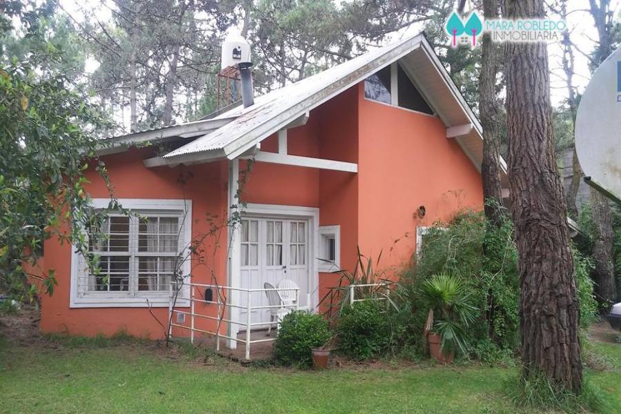 Carilo,Buenos Aires,Argentina,4 Bedrooms Bedrooms,3 BathroomsBathrooms,Casas,PALMERA Y CHORLO,5898