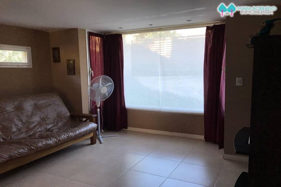 Valeria del Mar,Buenos Aires,Argentina,3 Bedrooms Bedrooms,2 BathroomsBathrooms,Casas,CBTA JULIETA Y ARCACHON,5931