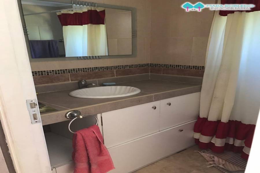 Valeria del Mar,Buenos Aires,Argentina,3 Bedrooms Bedrooms,2 BathroomsBathrooms,Casas,CBTA JULIETA Y ARCACHON,5931