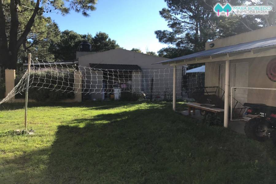 Valeria del Mar,Buenos Aires,Argentina,3 Bedrooms Bedrooms,2 BathroomsBathrooms,Casas,CBTA JULIETA Y ARCACHON,5931