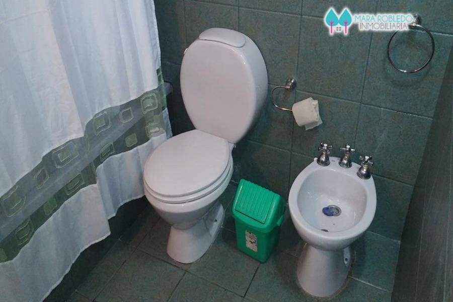 Valeria del Mar,Buenos Aires,Argentina,3 Bedrooms Bedrooms,2 BathroomsBathrooms,Casas,EL CANO ,5936