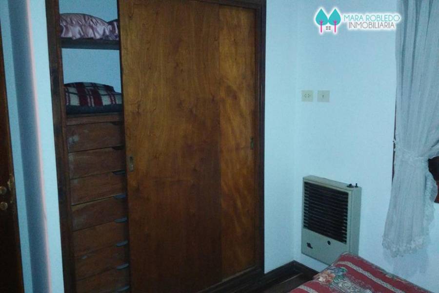 Valeria del Mar,Buenos Aires,Argentina,3 Bedrooms Bedrooms,2 BathroomsBathrooms,Casas,EL CANO ,5936