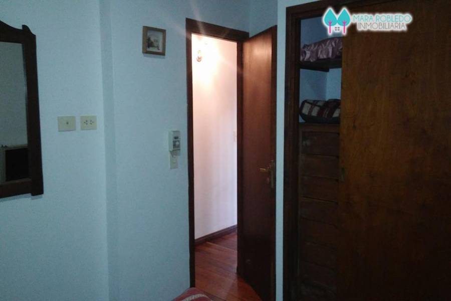 Valeria del Mar,Buenos Aires,Argentina,3 Bedrooms Bedrooms,2 BathroomsBathrooms,Casas,EL CANO ,5936