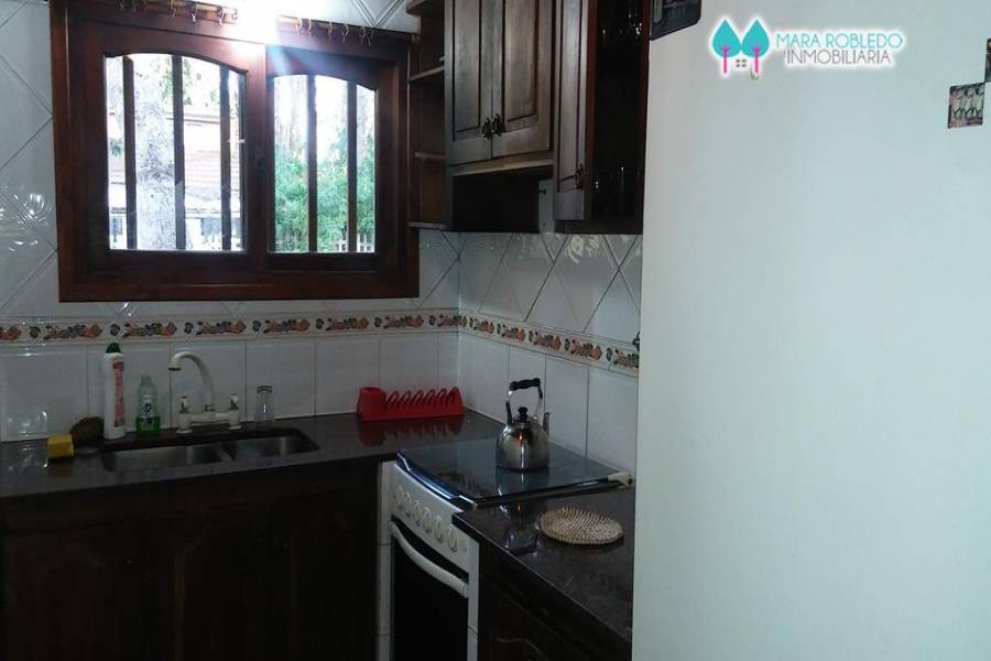 Valeria del Mar,Buenos Aires,Argentina,3 Bedrooms Bedrooms,2 BathroomsBathrooms,Casas,EL CANO ,5936