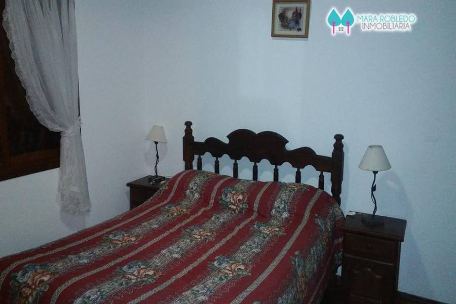 Valeria del Mar,Buenos Aires,Argentina,3 Bedrooms Bedrooms,2 BathroomsBathrooms,Casas,EL CANO ,5936