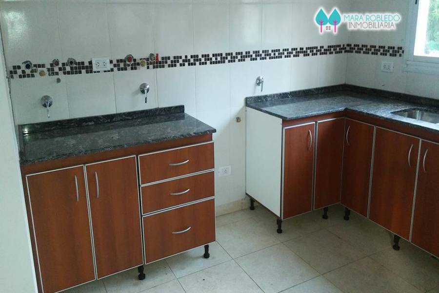 Valeria del Mar,Buenos Aires,Argentina,3 Bedrooms Bedrooms,2 BathroomsBathrooms,Casas,SPIRO ,5949