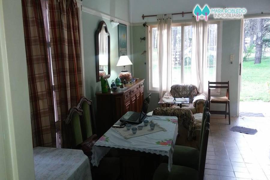 Valeria del Mar,Buenos Aires,Argentina,3 Bedrooms Bedrooms,2 BathroomsBathrooms,Casas,URTUBEY ,5950