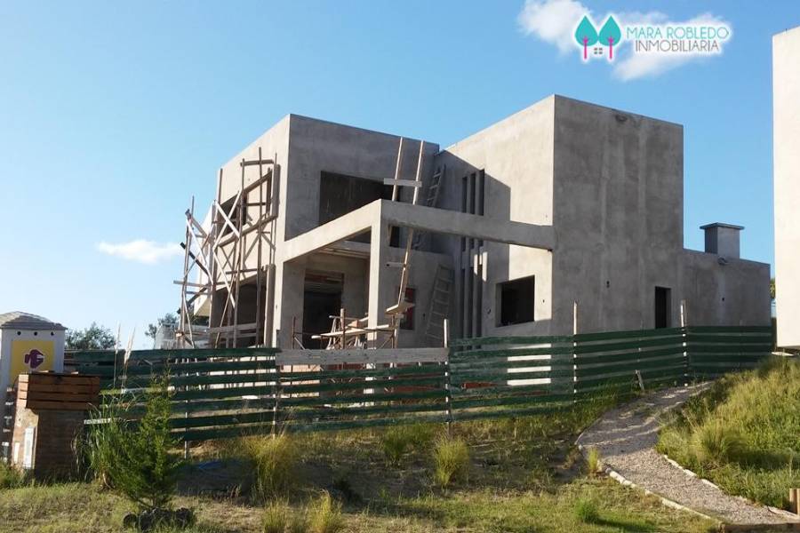 Costa Esmeralda,Buenos Aires,Argentina,4 Bedrooms Bedrooms,4 BathroomsBathrooms,Casas,GOLF 1 LOTE 85,6003