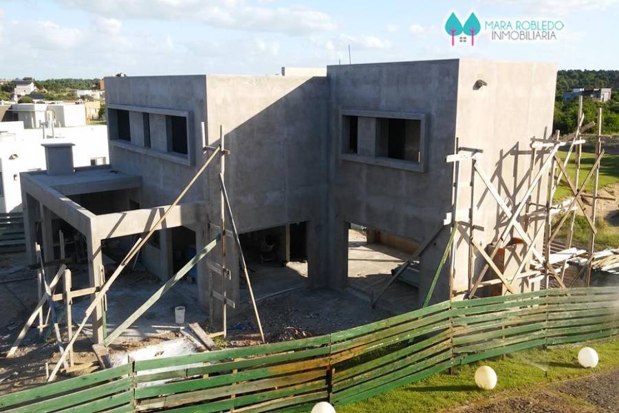 Costa Esmeralda,Buenos Aires,Argentina,4 Bedrooms Bedrooms,4 BathroomsBathrooms,Casas,GOLF 1 LOTE 85,6003