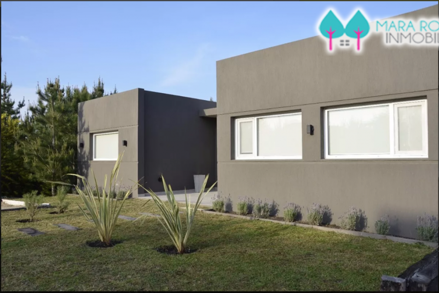 Costa Esmeralda,Buenos Aires,Argentina,5 Bedrooms Bedrooms,4 BathroomsBathrooms,Casas,SENDEROS 1 LOTE 124,6054
