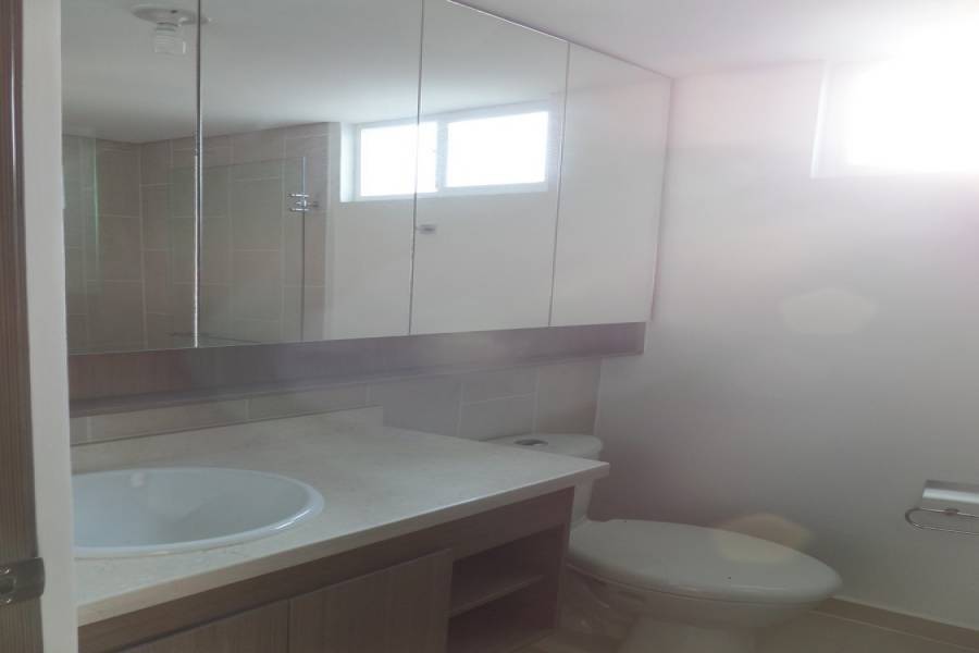 Cali,Valle del Cauca,Colombia,3 Bedrooms Bedrooms,2 BathroomsBathrooms,Casas,3,6127