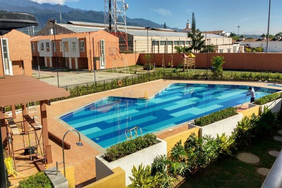 Cali,Valle del Cauca,Colombia,3 Bedrooms Bedrooms,2 BathroomsBathrooms,Casas,3,6127