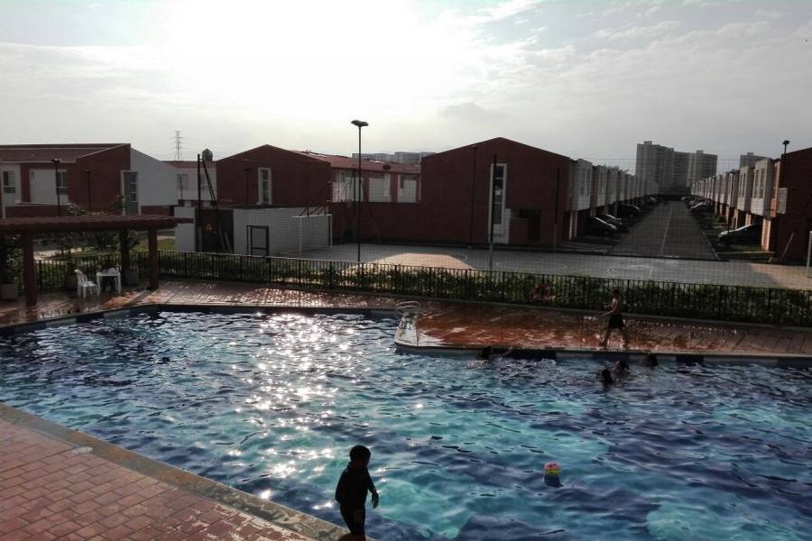 Cali,Valle del Cauca,Colombia,3 Bedrooms Bedrooms,2 BathroomsBathrooms,Casas,3,6127