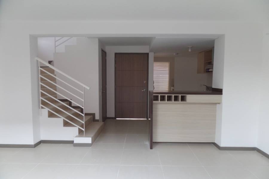 Cali,Valle del Cauca,Colombia,3 Bedrooms Bedrooms,2 BathroomsBathrooms,Casas,3,6127