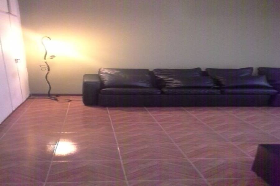 Flores,Capital Federal,Argentina,2 Bedrooms Bedrooms,1 BañoBathrooms,Casas,RIVERA INDARTE,6178