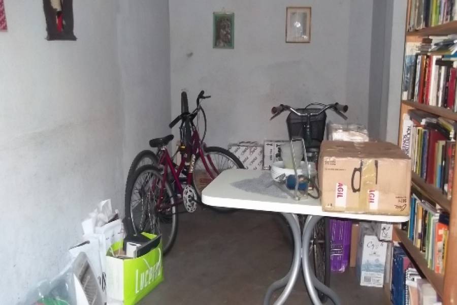 Flores,Capital Federal,Argentina,Casas,TERRERO,6206