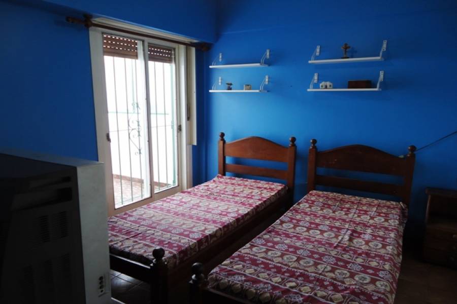 Floresta,Capital Federal,Argentina,2 Bedrooms Bedrooms,1 BañoBathrooms,Casas,AZUL,6212