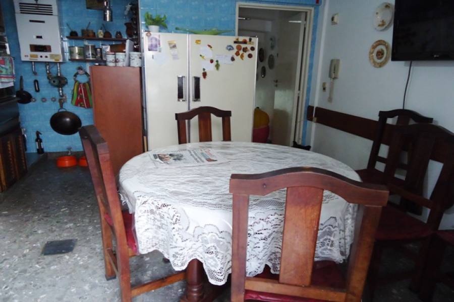 Floresta,Capital Federal,Argentina,2 Bedrooms Bedrooms,1 BañoBathrooms,Casas,AZUL,6212